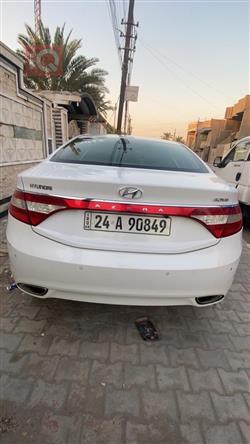 هيونداي أزيرا